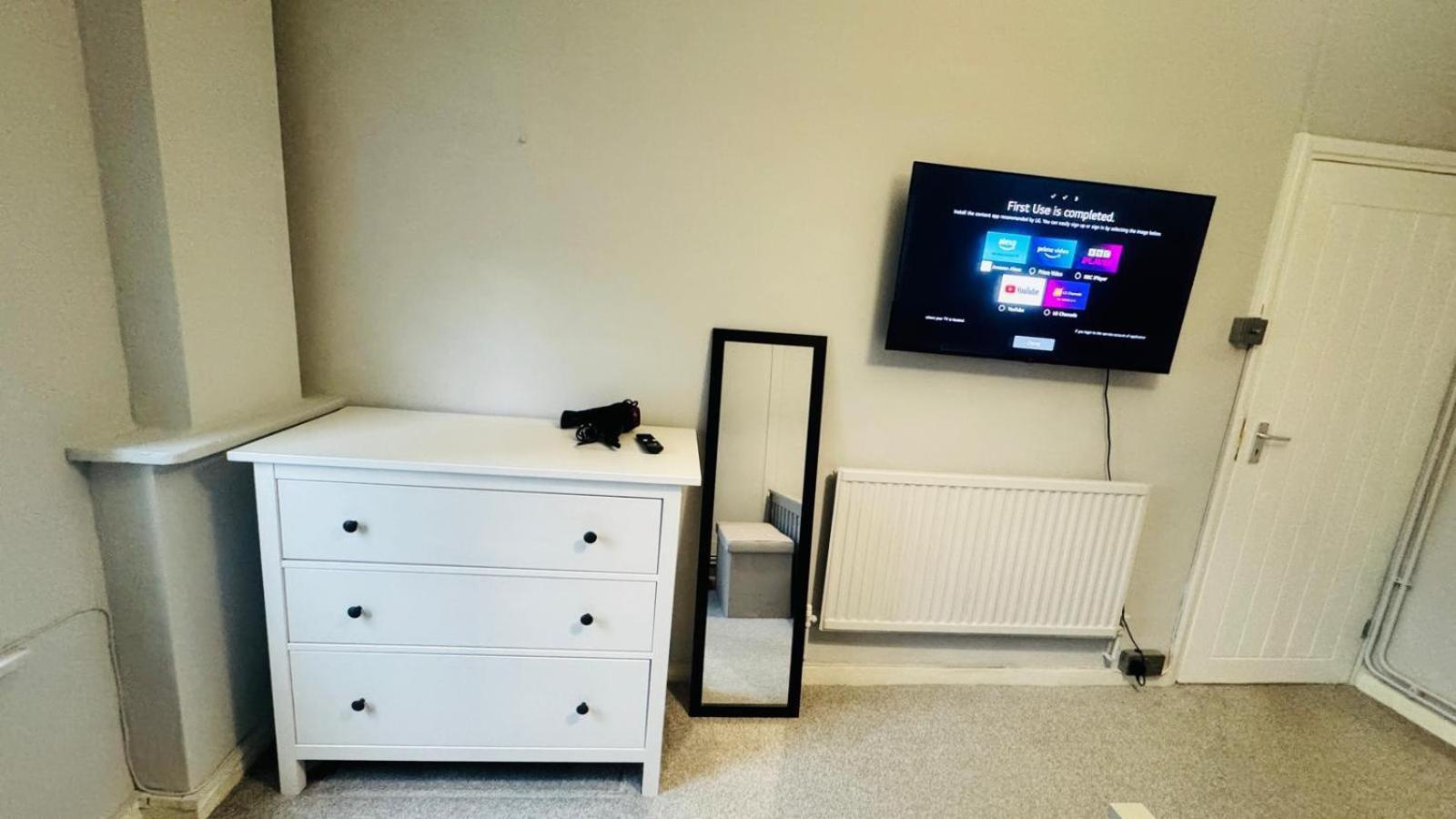 Gorgeous Rooms Near Canary Wharf London Exterior photo